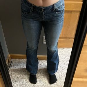 American Eagle Artist Flare Super Stretch Jeans